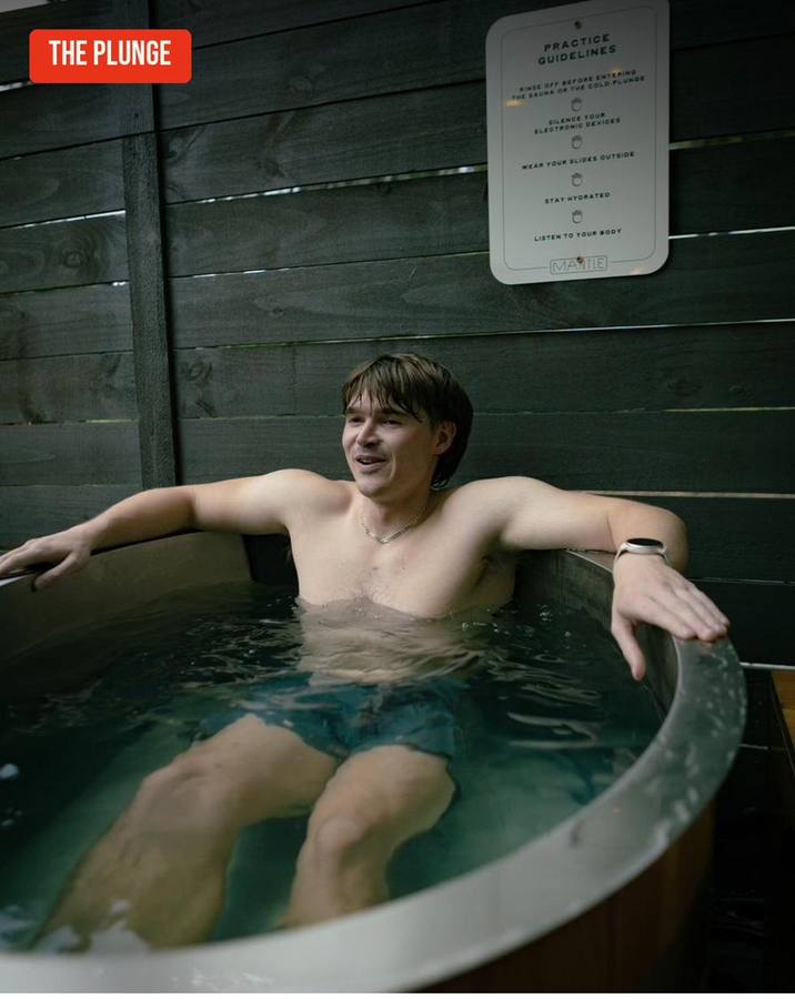 An attendee at a Sweaty Friends event